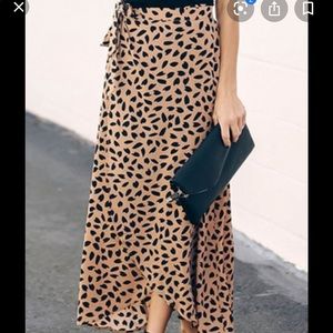 Boutique leopard wrap skirt